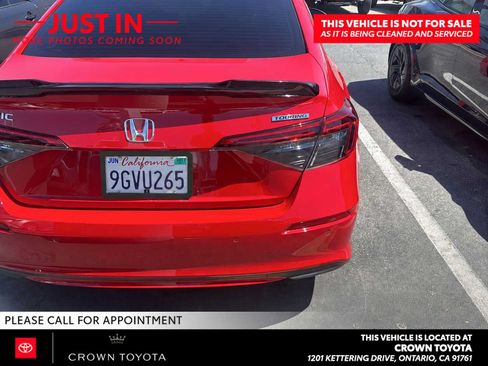 Used 2023 Honda Civic Touring image 6