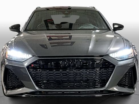 Used 2025 Audi RS 6 performance image 4