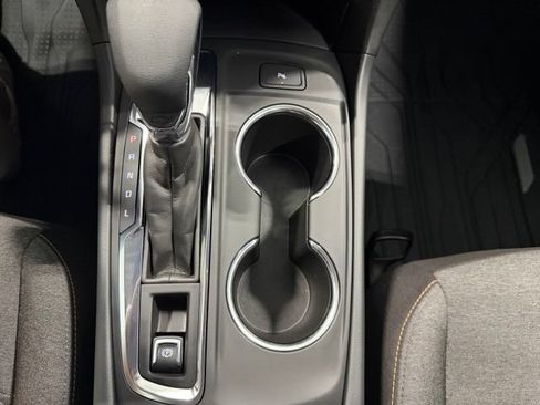 Used 2024 Chevrolet Equinox LT w/ LPO, Floor Liner Package FWD image 19