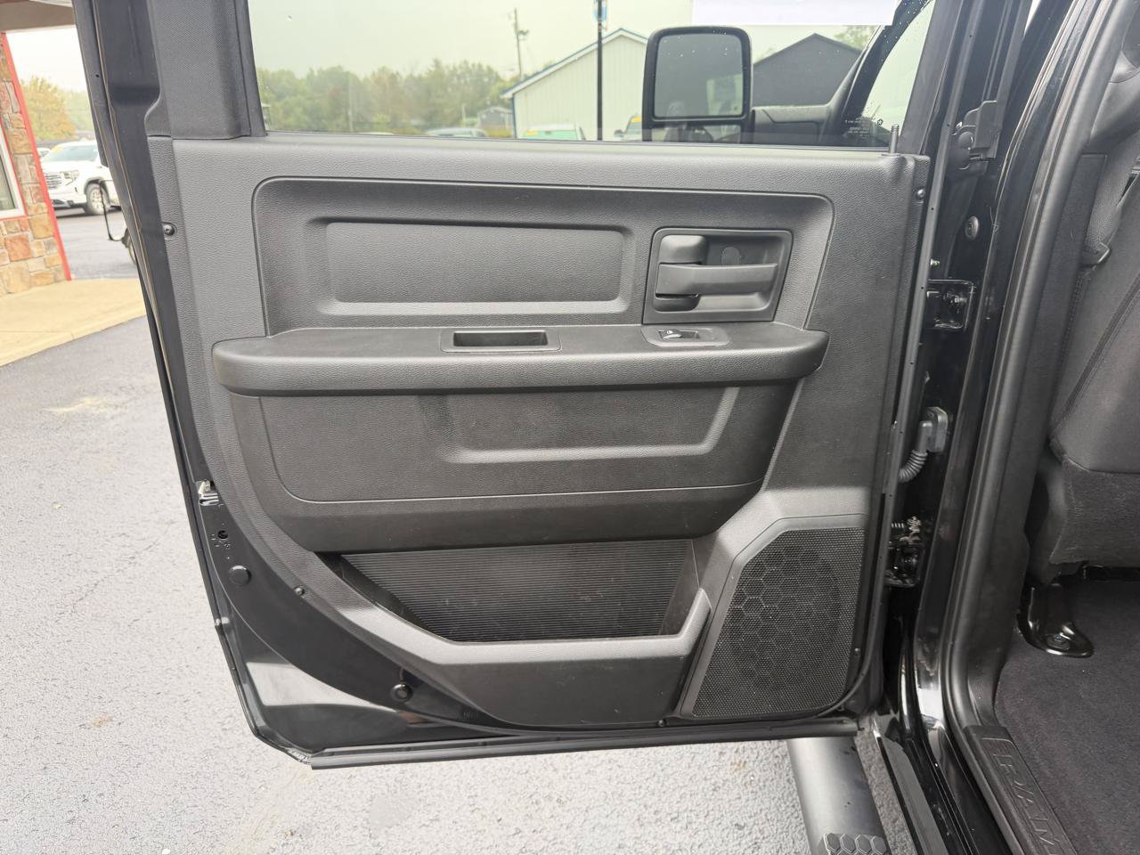 Used 2025 RAM 3500 Tradesman AWD/4WD image 16