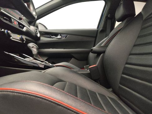 Used 2023 Kia Forte GT w/ GT2 Package FWD image 17