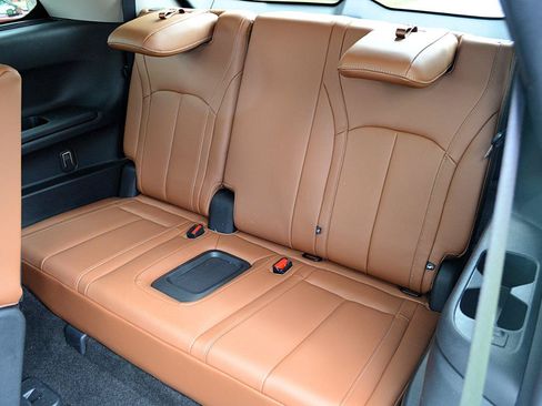 Used 2023 INFINITI QX60 Sensory w/ Cargo Package AWD/4WD image 15