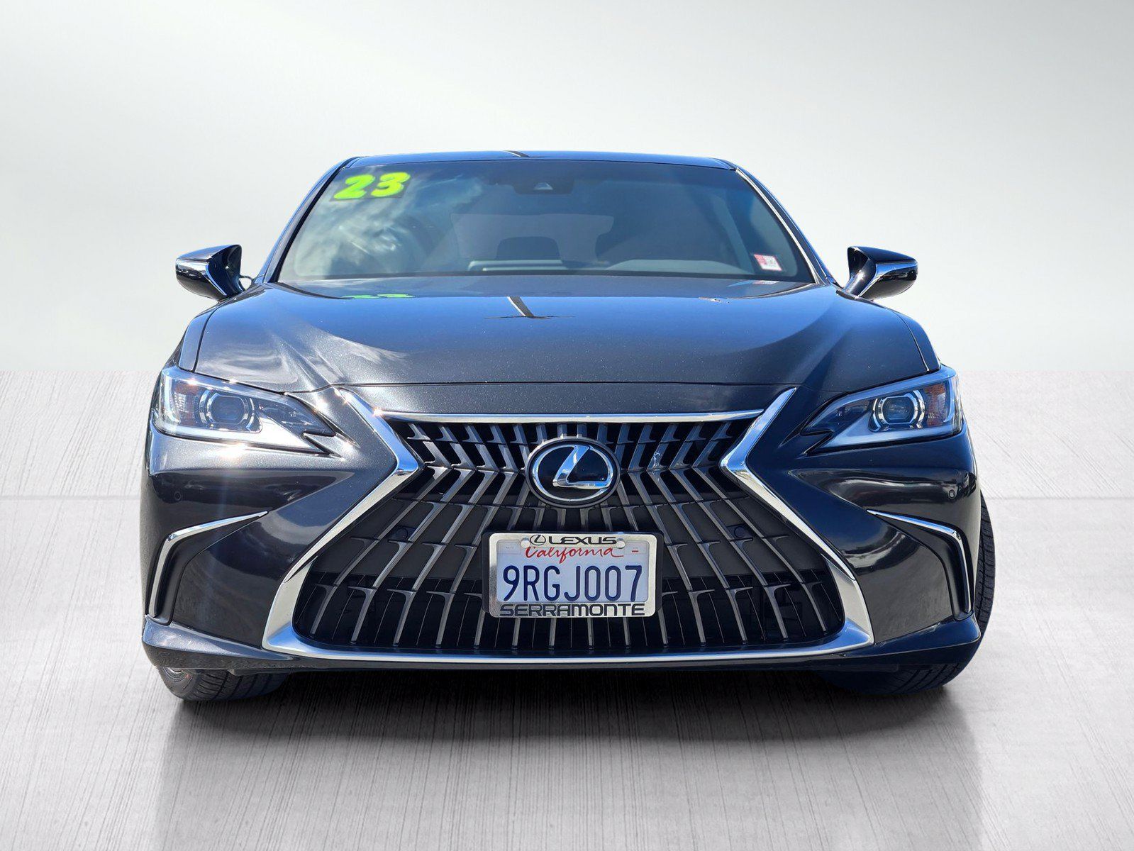 Used 2023 Lexus ES 300h w/ Premium Package FWD image 2