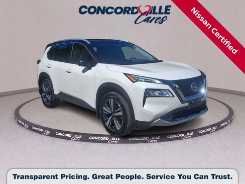Certified 2021 Nissan Rogue Platinum AWD/4WD image 1