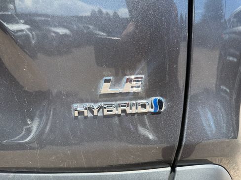 Used 2024 Toyota RAV4 LE AWD/4WD image 23