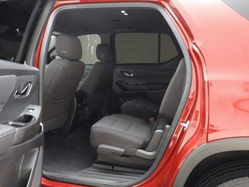 Certified 2023 Chevrolet Traverse LT image 13