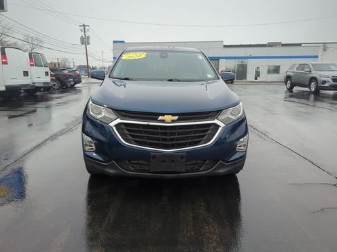 Used 2020 Chevrolet Equinox LT image 2