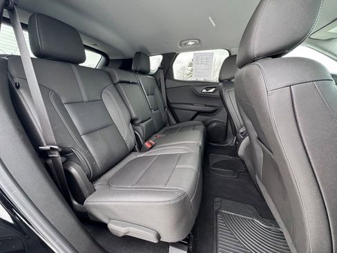Used 2023 Chevrolet Blazer LT image 34