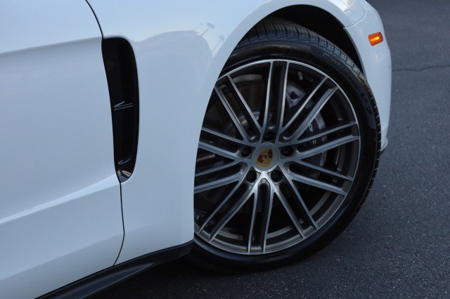 Used 2020 Porsche Panamera 4 AWD/4WD image 63