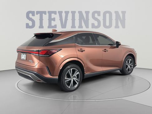 Used 2023 Lexus RX 350 w/ Cold Area Package AWD/4WD image 9
