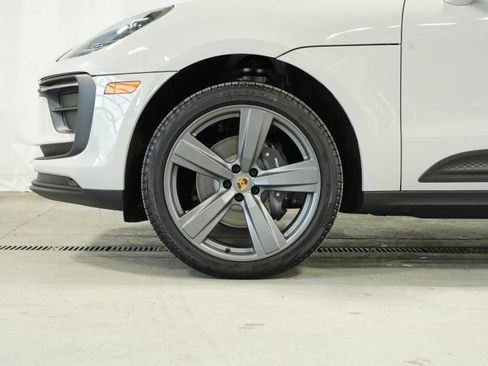 Certified 2026 Porsche Macan AWD/4WD image 42