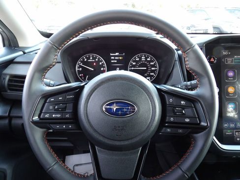 Used 2025 Subaru Crosstrek 2.5i Limited w/ Popular Package #3A image 17