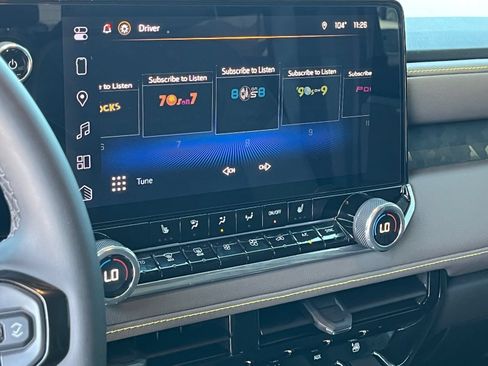 Used 2024 Chevrolet Colorado ZR2 w/ Technology Package AWD/4WD image 24