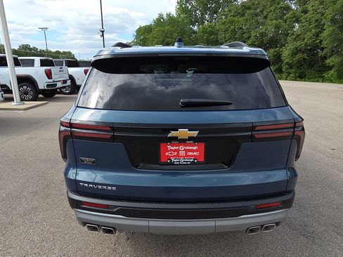 New 2026 Chevrolet Traverse LT FWD image 7