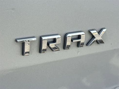 Used 2020 Chevrolet Trax LS image 8