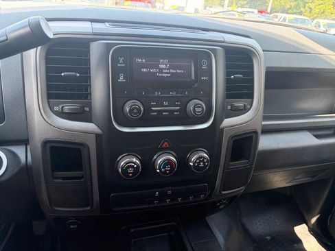 Used 2014 RAM 2500 ST AWD/4WD image 22