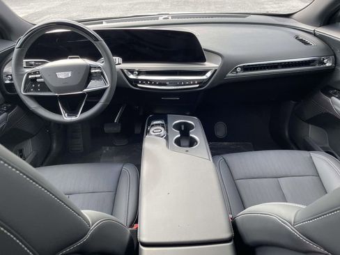 New 2026 Cadillac Lyriq Sport image 14