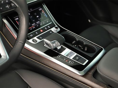 Used 2024 Audi Q7 2.0T Premium Plus image 16