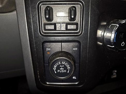 Used 2021 Ford F150 XLT w/ Equipment Group 301A Mid image 17