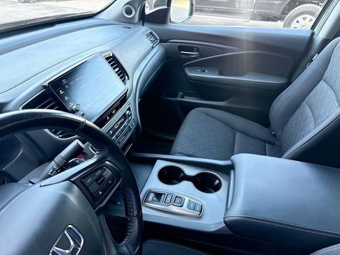 Used 2024 Honda Ridgeline Sport image 26