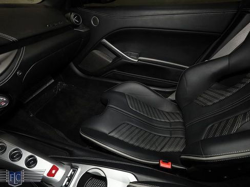 Used 2014 Ferrari F12 Berlinetta image 24