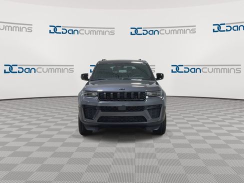 New 2026 Jeep Grand Cherokee L 4WD image 3
