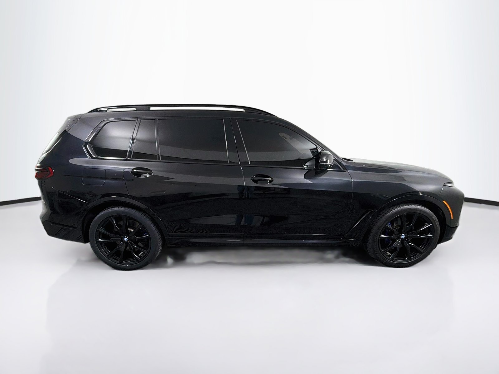 Certified 2024 BMW X7 M60i w/ Executive Package AWD/4WD image 8