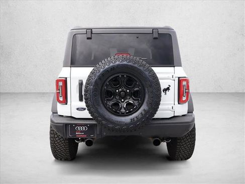 Used 2022 Ford Bronco Badlands AWD/4WD image 7