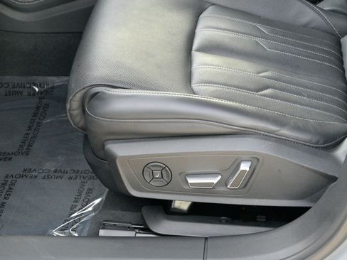 Used 2025 Audi RS 6 performance image 18