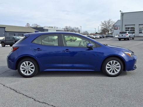 Certified 2024 Toyota Corolla SE w/ SE Package image 8