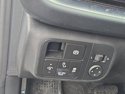 Used 2023 Hyundai Ioniq 6 SEL image 12