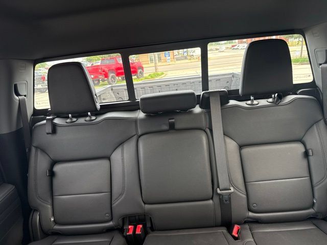 Used 2025 GMC Sierra 1500 Elevation w/ Elevation Premium Package AWD/4WD image 16