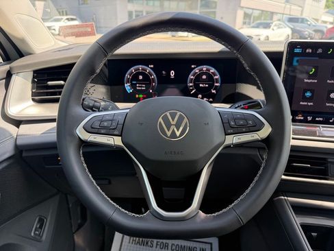 New 2026 Volkswagen Tiguan SE AWD/4WD image 33