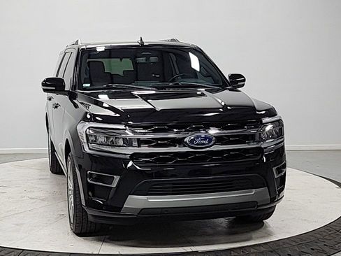 Used 2024 Ford Expedition Limited RWD image 2