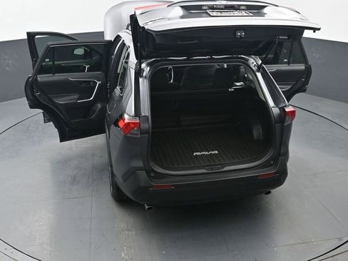Certified 2021 Toyota RAV4 LE AWD/4WD image 47