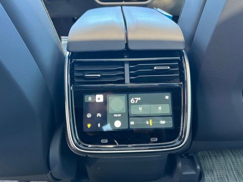 Used 2022 Rivian R1T Adventure image 42