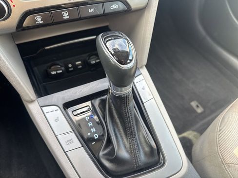 Used 2018 Hyundai Elantra ECO image 31