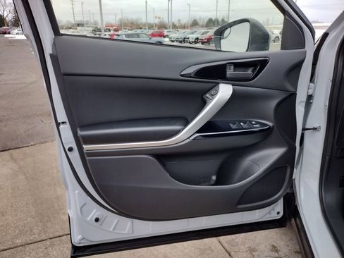 New 2026 Mitsubishi Eclipse Cross LE image 27