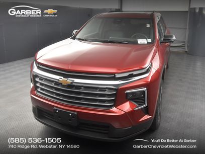 New 2025 Chevrolet Traverse LT w/ Sun and Wheel Package