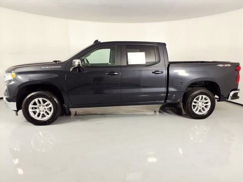 Used 2024 Chevrolet Silverado 1500 LT image 26