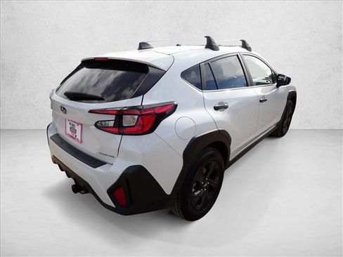 Certified 2025 Subaru Crosstrek 2.0i image 4