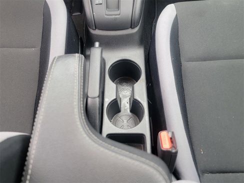 Used 2023 Nissan Versa SV image 32