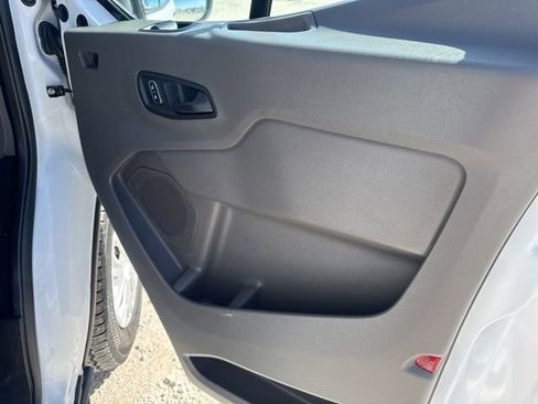 Used 2025 Ford Transit 350 XLT RWD image 23