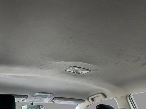 Used 2012 Toyota Camry SE FWD image 22