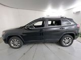 Used 2020 Jeep Cherokee Latitude Plus w/ Cold Weather Group image 5