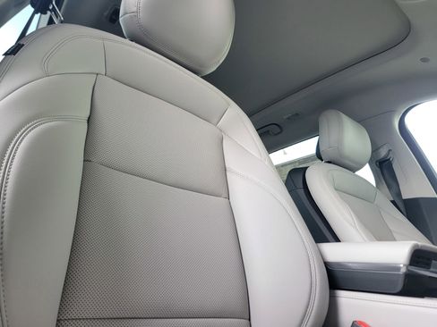 New 2026 Lincoln Nautilus Premier w/ Equipment Group 102A image 17