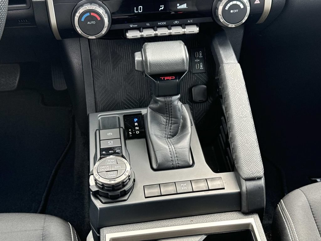 Used 2024 Toyota Tacoma TRD Off-Road AWD/4WD image 17