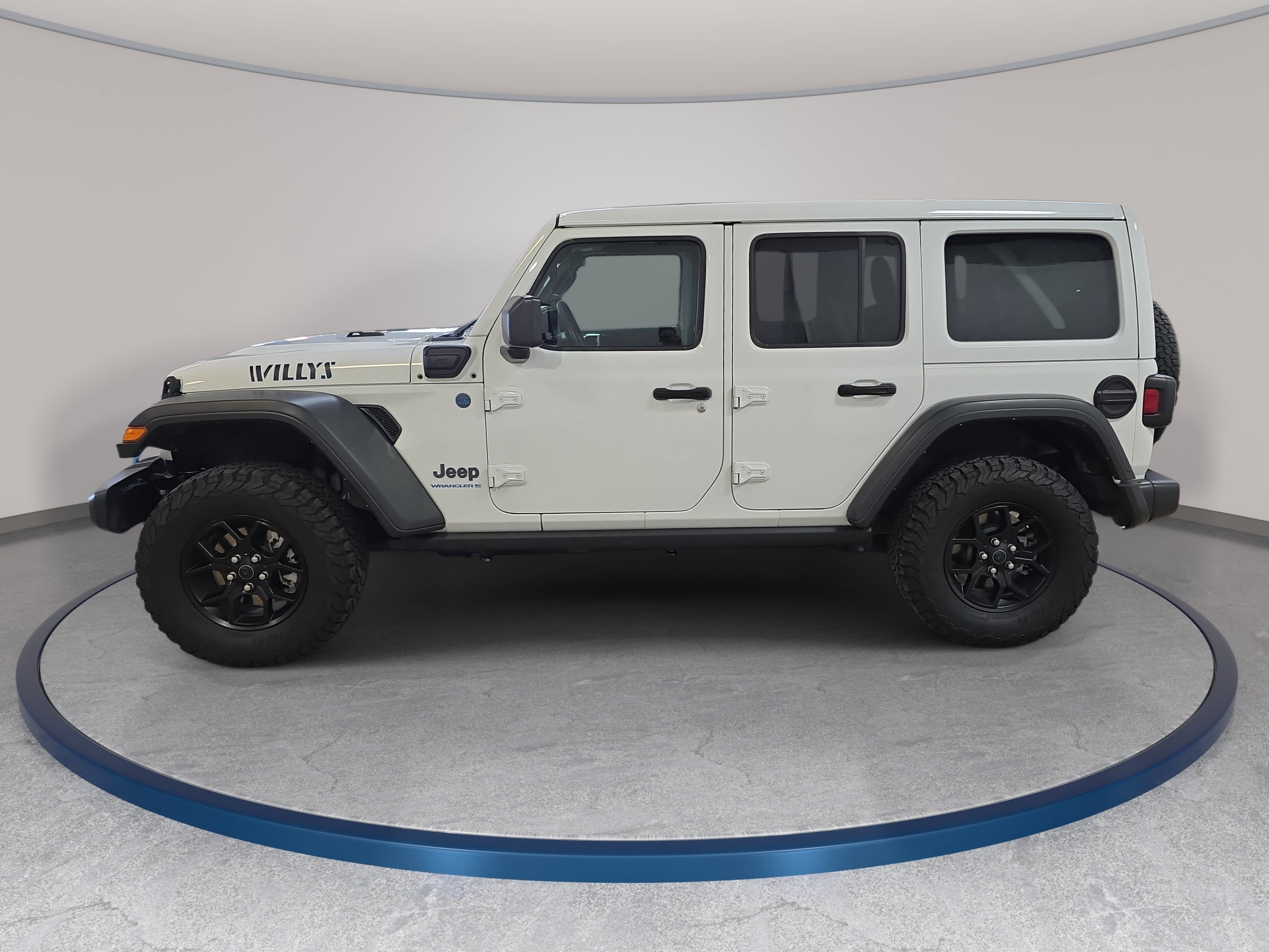 Used 2024 Jeep Wrangler Unlimited AWD/4WD image 9