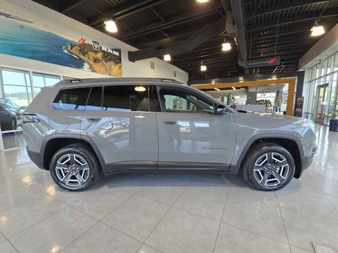 New 2026 Jeep Cherokee Laredo AWD/4WD image 6