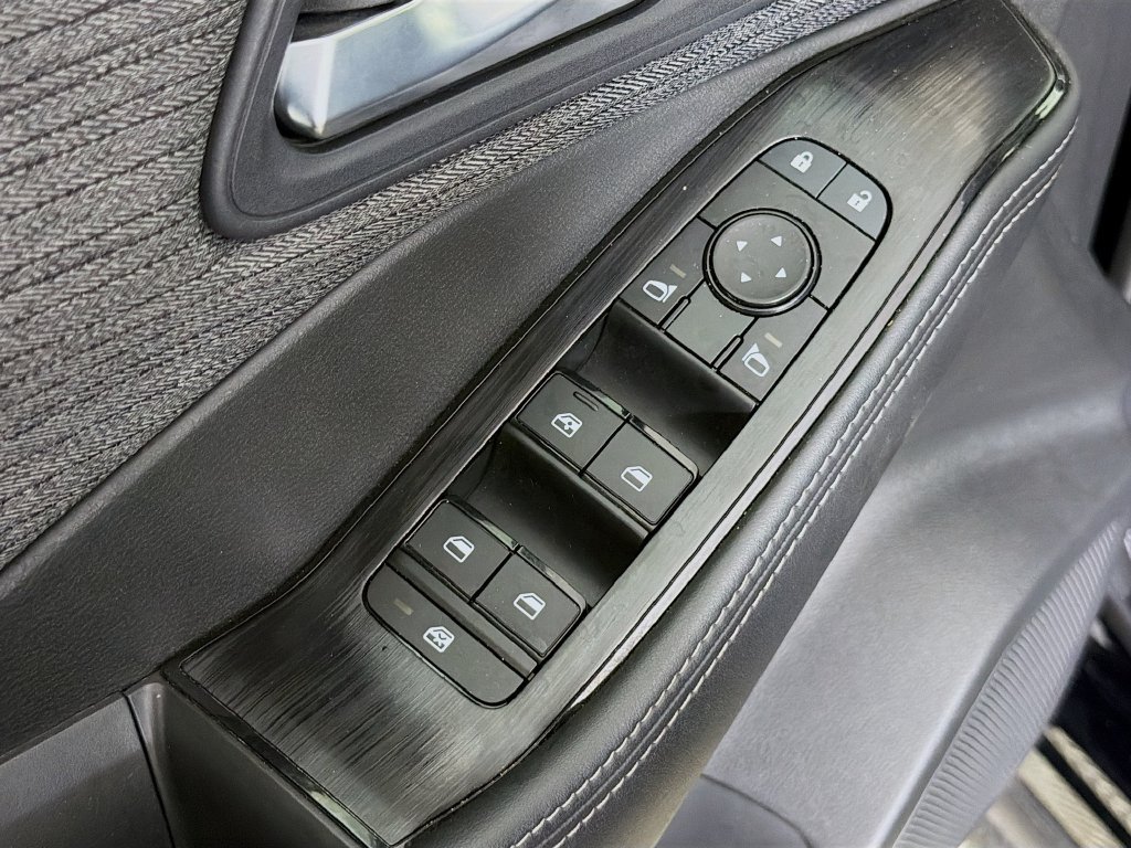 Used 2023 Nissan Rogue SV AWD/4WD image 21